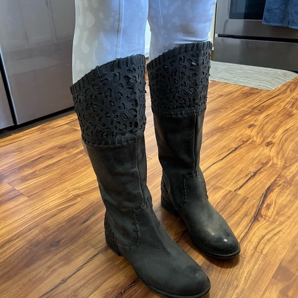 Corral tall leather leopard boots - Picture 8 of 11